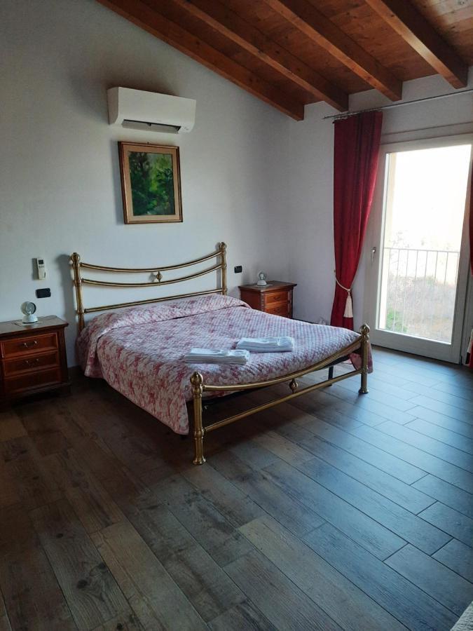 B&B Casa Santa Lucia Manerba del Garda Zimmer foto